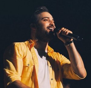 بابک جهانبخش کافه پاییز (اجرای زنده)
